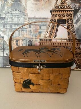 Vintage Caro Nan Wooden Handled Basket Purse Horse Western Derby Equestrian